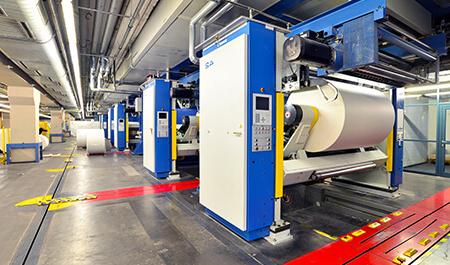 韦德注册平台 - paper rolls and offset printing 机s in a large print shop for production of newspapers & 杂志